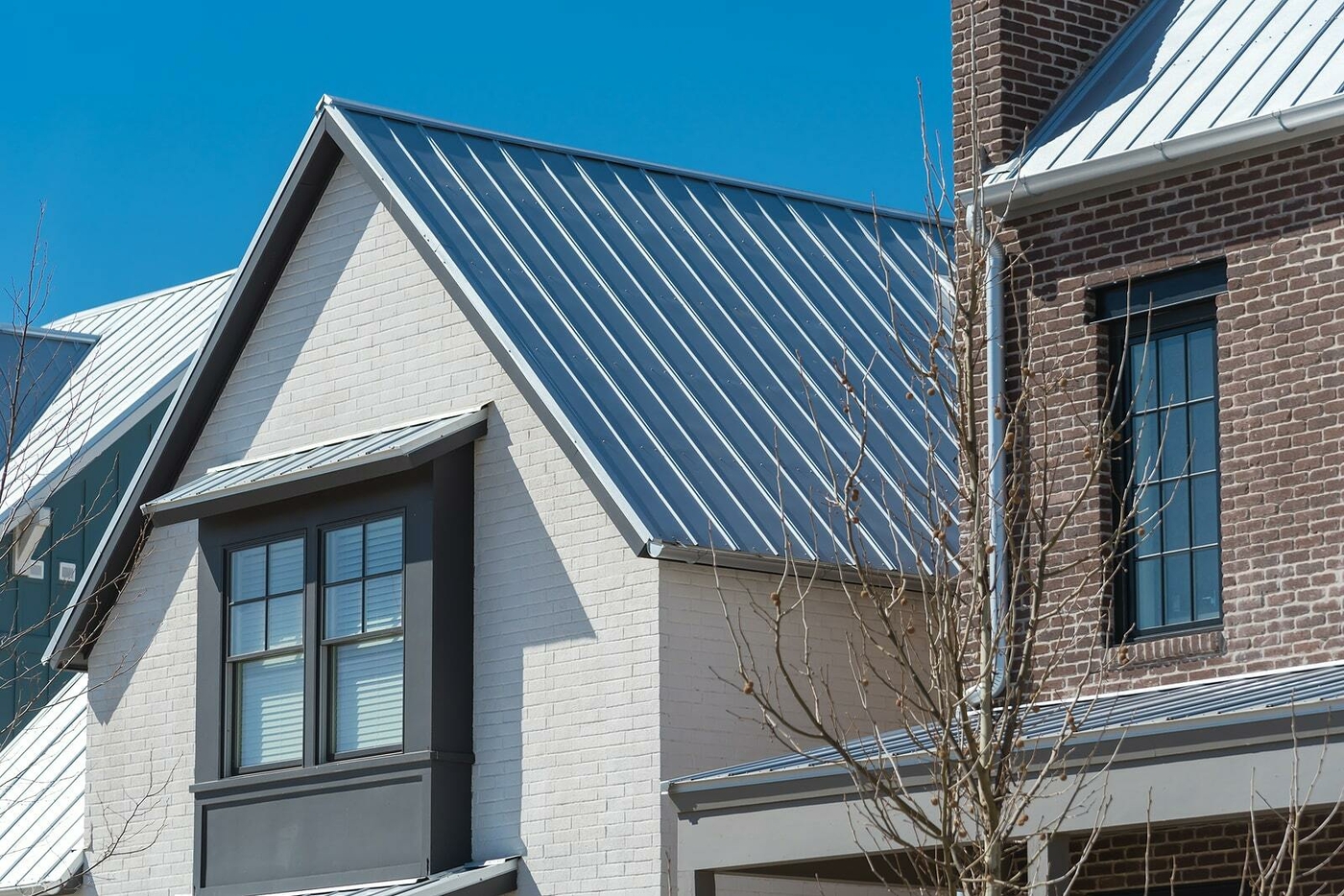Signs It May Be Time for a Metal Roof Replacement