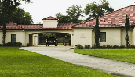 What Makes a Roofing System Hurricane-Proof